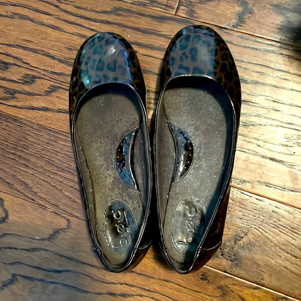 BOC leopard print flats women’s 7.5 or 38.5 great ballet flats comfortable